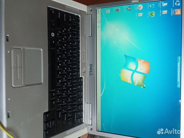 Ноутбук dell inspiron 1501