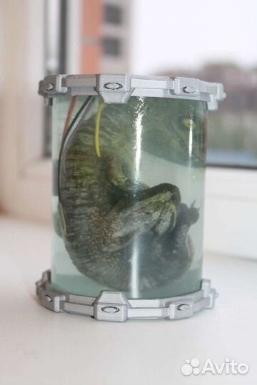 Диорама динозавр раптор в эпоксидной смоле