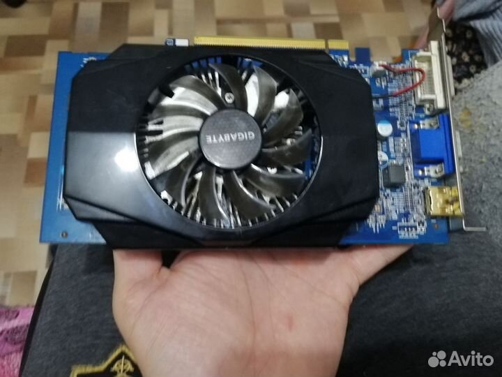 Видеокарта 1gb