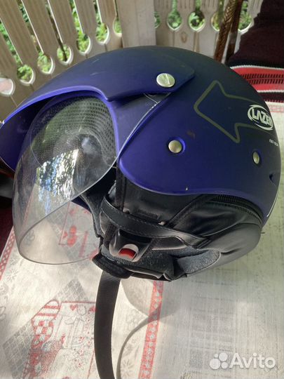 Мотоциклетный шлем Lazer