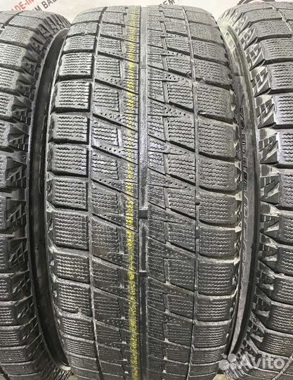 Bridgestone Blizzak Revo2 215/65 R16 99S