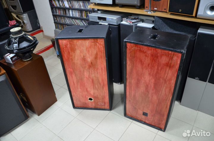 Корпуса от колонок Tesla