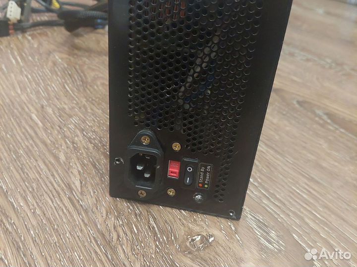 Блок питания thermaltake 550w