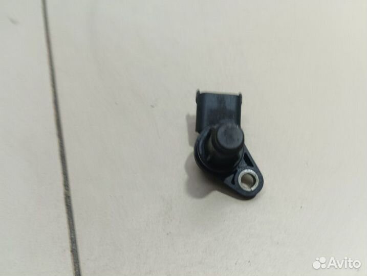 Датчик положения распредвала Hyundai Accent 4