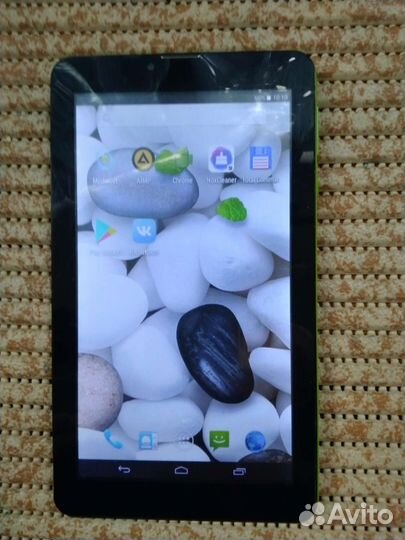 Планшет BQ 7061G