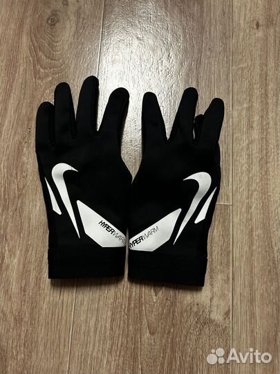 Перчатки nike hyperwarm