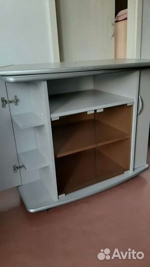 Тумба под телевизор