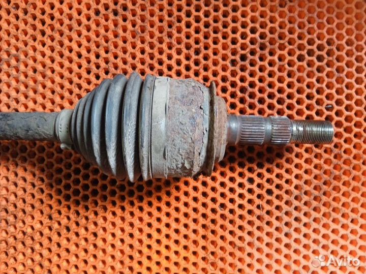 Привод передний правый Chevrolet Cruze