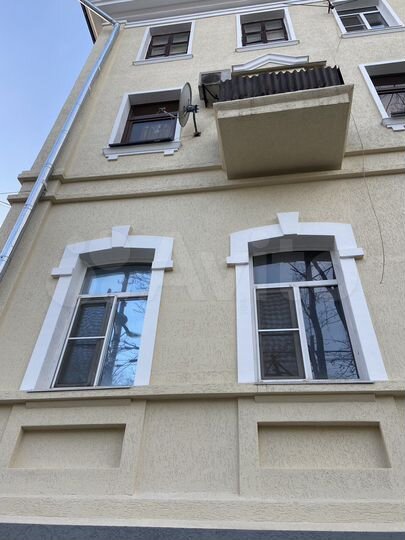 4-к. квартира, 110 м², 3/3 эт.