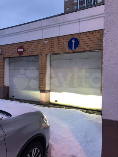 Машиноместо, 15 м²