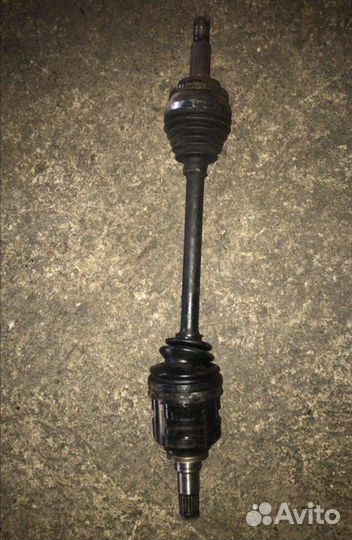 Привод передний Левый Тойота Avensis T250