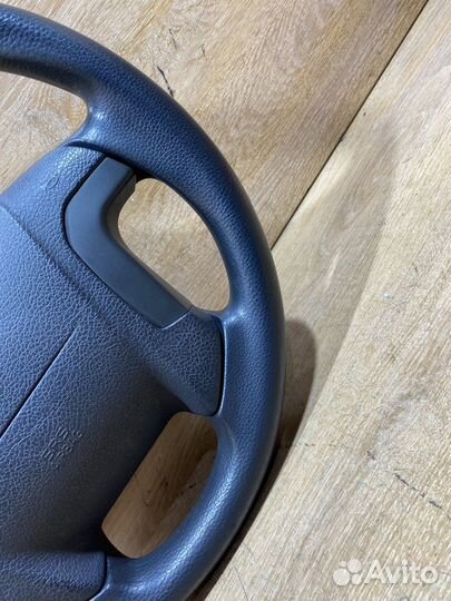 Руль пластиковый Volvo XC70 1 Арт. 120420