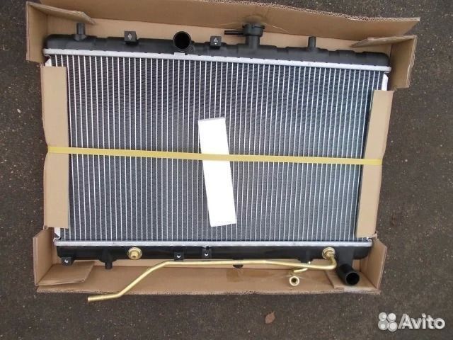 Радиатор охлаждения Kia Rio 2