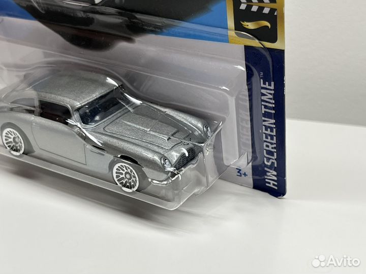 Hot wheels aston martin 1963 dbs