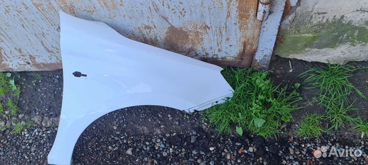 Переднее правое крыло лада гранта