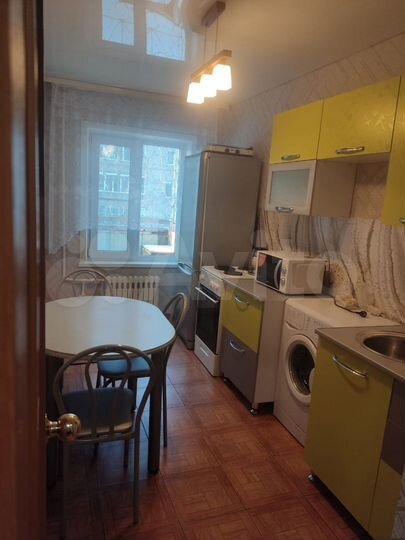2-к. квартира, 49 м², 2/5 эт.