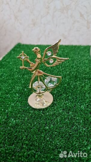 Декор на стол с кристалами Сваровски