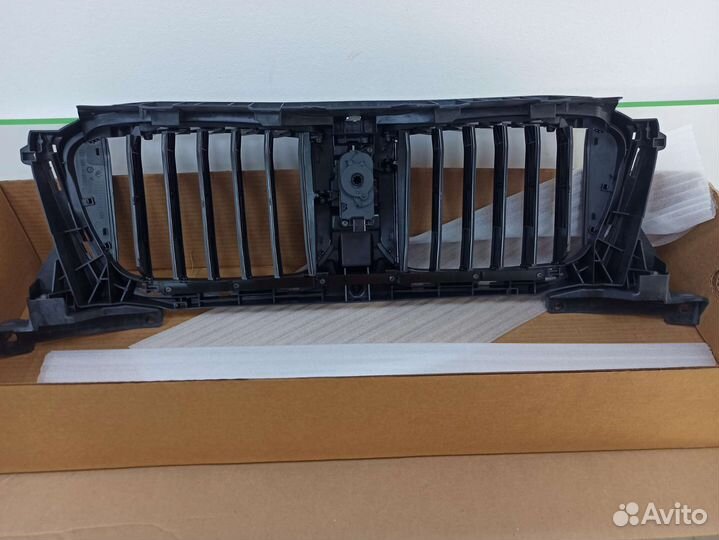 Жалюзи радиатора верхние B46D BMW X3 G01 X4 G02