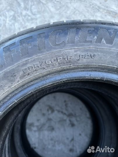 Goodyear EfficientGrip 205/60 R16 92