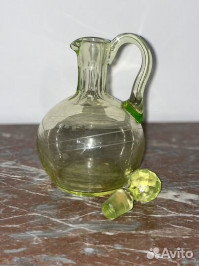 Графин Урановое стекло Начало 20-го века