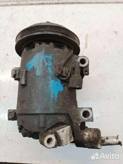 Компрессор кондиционера Nissan Primera P12 2004