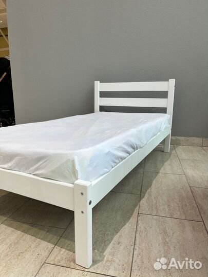 Кровать подростковая 