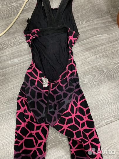 Гидрокостюм женский Arena 28 размер