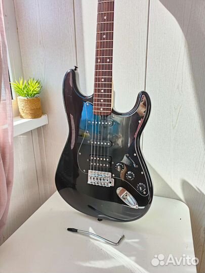 Электрогитара Fender Squier Affinity Strat HSS