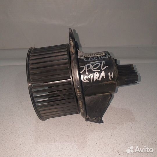 Моторчик печки (отопителя) Opel Astra H/Zafira