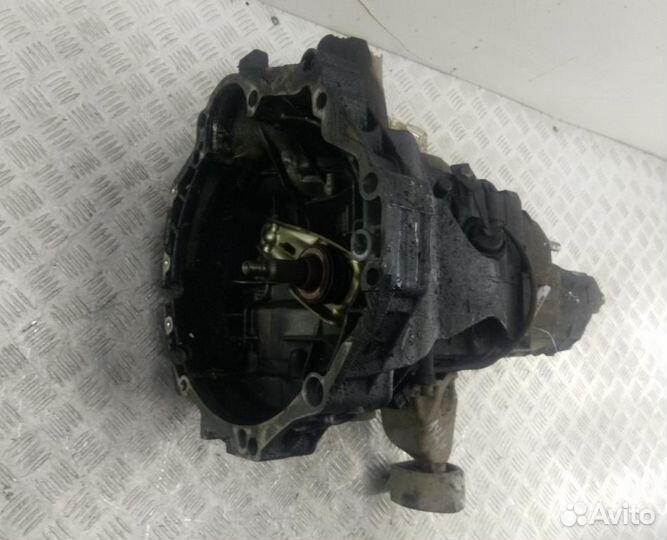 Кпп 5-ст. механическая Audi A4 B5 DWH