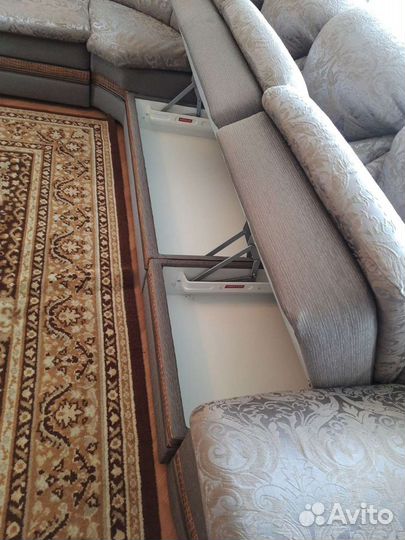 Угловой диван