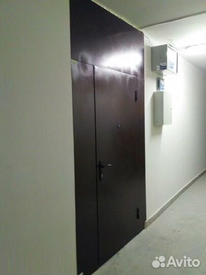 Дверь входная тамбурная на заказ