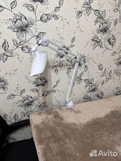 Косметологическая лампа/для наращивания ресниц