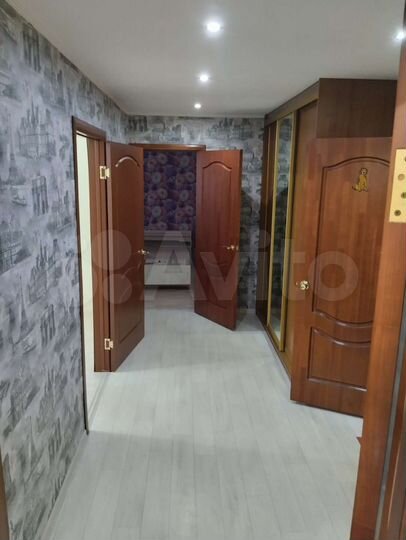 2-к. квартира, 60 м², 4/10 эт.