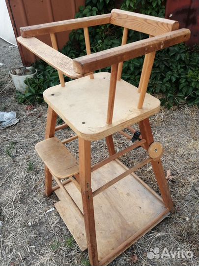 Стульчик для кормления