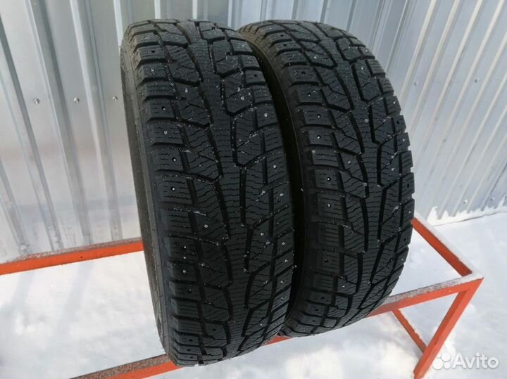 Hankook Winter I'Pike LT RW09 215/65 R16 109R