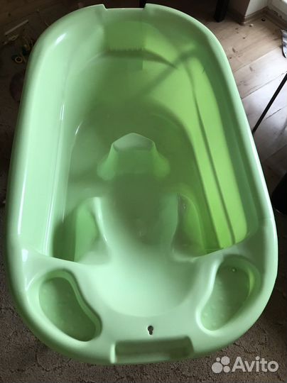 Ванночка для купания с подставкой