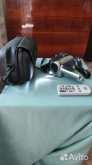 Цифровая видеокамера JVC