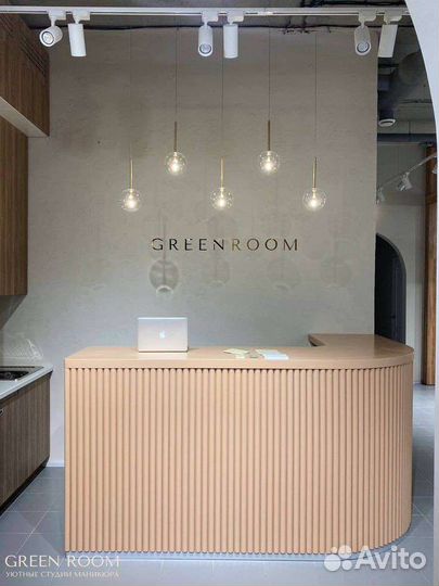 Ресепшн на заказ, торговое оборудование на заказ