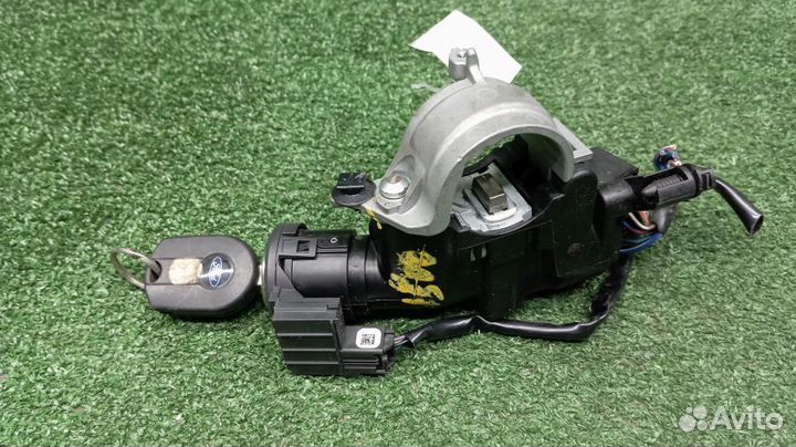 Замок зажигания Ford Escape 2