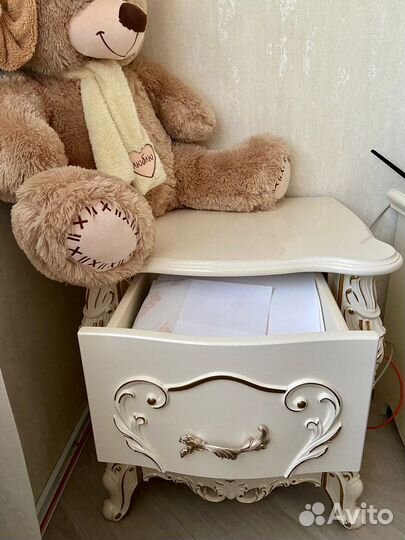 Прикроватные тумбы Джоконда