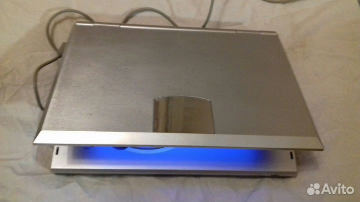 Портативный видеопроигрыватель BBK DL381S