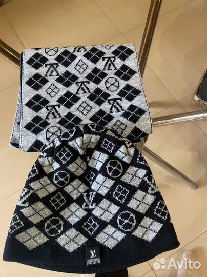 Шапка и шарф