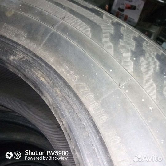 Yokohama IceGuard Stud IG65 225/70 R16
