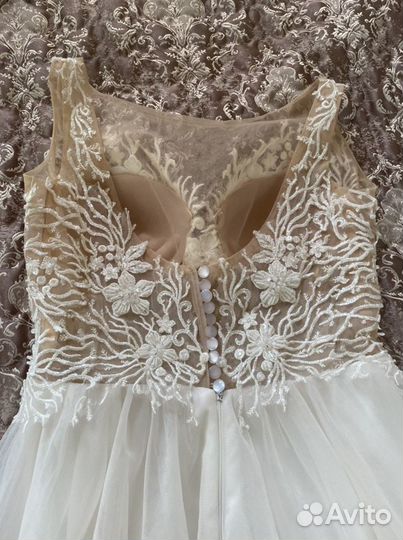 Продам свадебное платье