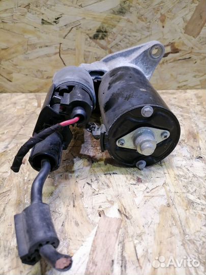 Стартер Volkswagen Golf 6 1.4TSI CAX