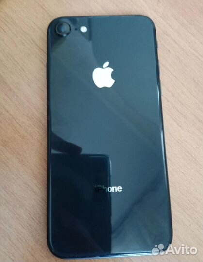 iPhone 8, 64 ГБ