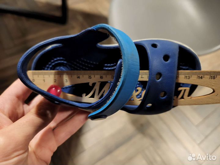 Сандали crocs c7