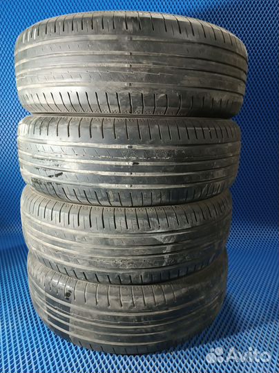 Yokohama BluEarth AE50 215/65 R17