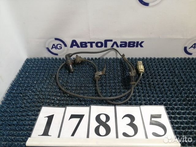 Датчик ABS Toyota Ractis